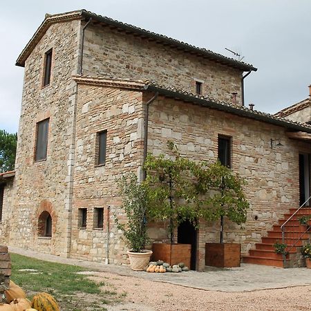 Le Torri Del Porto Hotel Todi Esterno foto