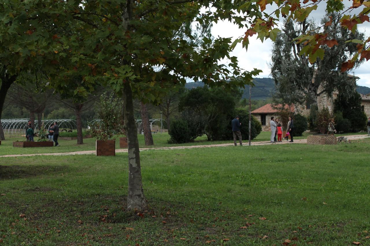 Le Torri Del Porto Hotel Todi Esterno foto